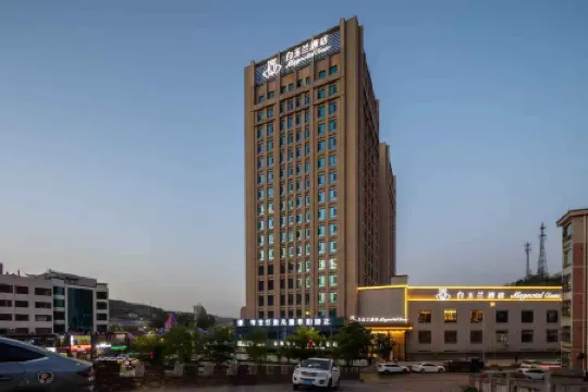 Magnotel Hotel (Jinzhong Lingshi Xinjian Street)