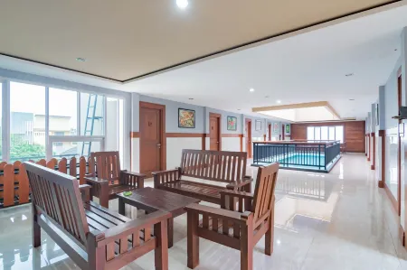 Sans Hotel Budaya Cirebon