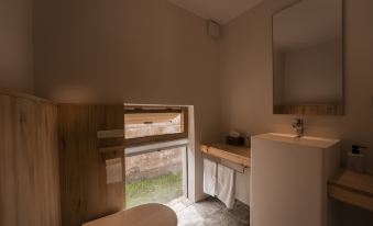 No.8 Dongnan Village