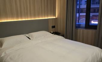 Shanghai Fengqiao Night Mooring Hotel (Shanghai Wildlife Park Branch)