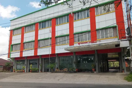 Minang Jaya Hotel Syariah Отели в г. Паданг-Париаман