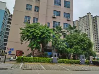 武宣緣江國際飯店 - 停車場