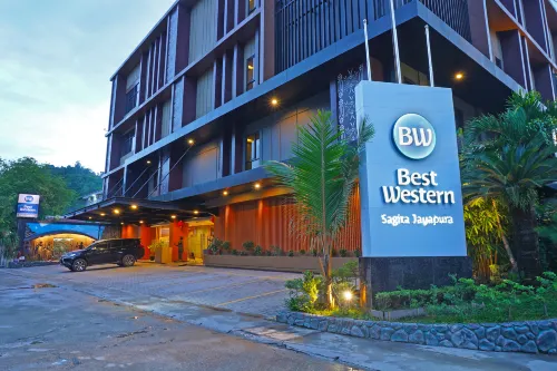 Best Western Sagita Hotel Jayapura - bar