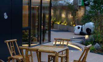 Cosy City Hotel (Chengdu South Railway Station Sichuan University Wangjiang Campus)