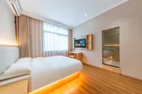 Boman Hotel Hotels in Jintang