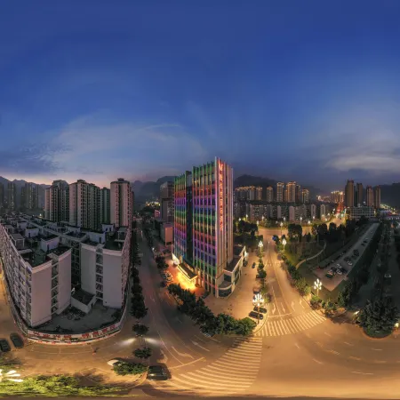 Vienna International Hotel (Chongqing Fengjie Wanda Plaza Branch