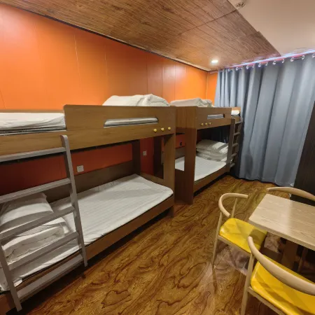 e+ E-Sports Hotel