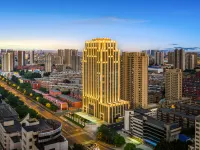 Yaduo Hotel, Dongfeng Middle Road, Baoding Wanbo Plaza Hotels near Baoding Local Chronicles Museum