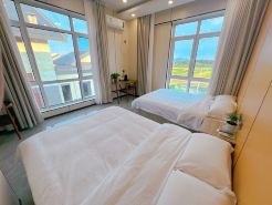 Jufeng Town Hongxilou Business Hotel