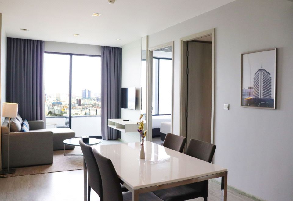 더 쿼터 아리 바이 UHG 외관