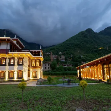 Yixiang Pavilion boutique