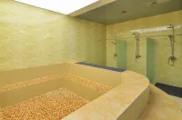 Chunchen Hotel - spa