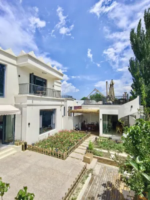 麗疆往事民宿（特克斯八卦城離街店）