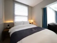 Blanc Hotel & Resort