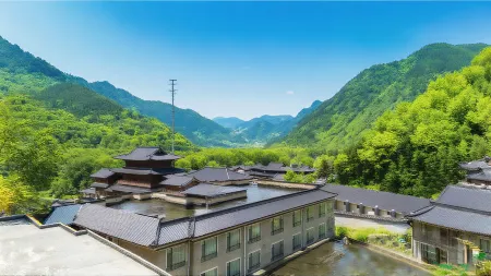 Qilong Villa, Wutai Mountain Отели рядом с достопримечательностью «Baiyun Temple»
