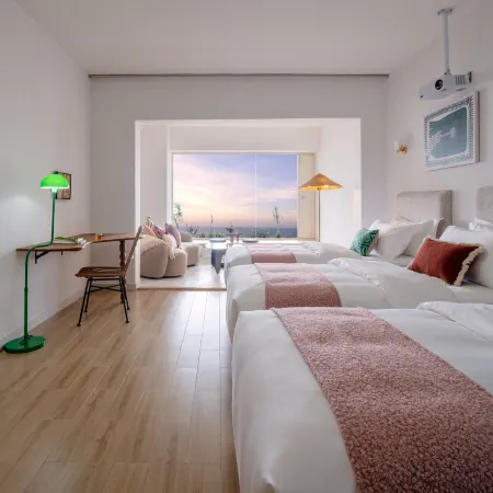 Blue Bay Seaview Resort (Shanwei Poly Jinluwan Branch)