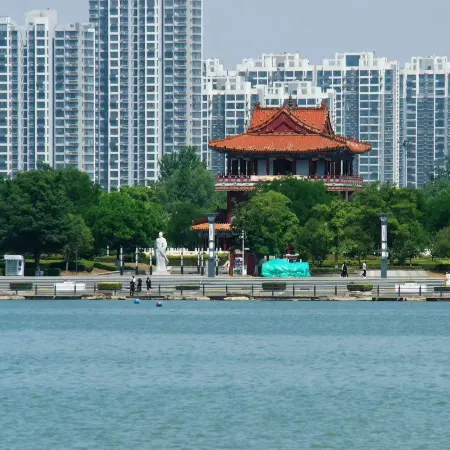 Madison Hotel Jining Wuyue Plaza Sports Center