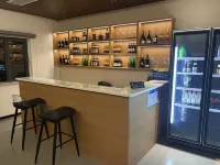 Weishan Island Guiyeji Homestay (Weishan Lake Tourist Area) - bar