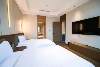 Jiuqiyuan Grand Hotel Hotels in Eryuan