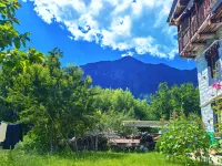 Danba Layagabu Homestay - Bintang 2