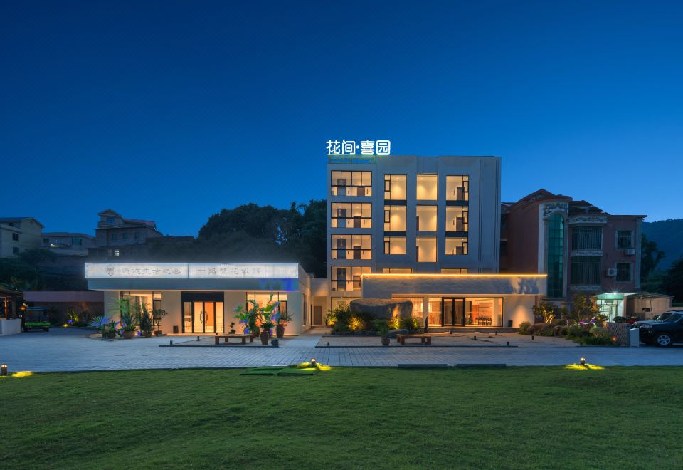 hotel overview picture
