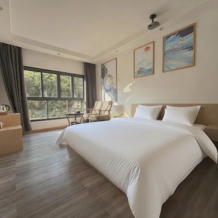 Yuechi Rome Hotel