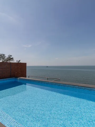 รูปภาพของExclusive Sandbox Beachfront Villa