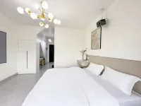 Lumingju Homestay (Chongzuo High-speed Rail South Station Central Pedestrian Street) - ห้องครัว