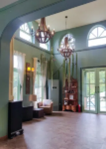 Dosen Manor