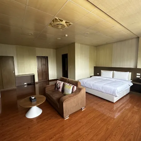 Kaliu Hero House