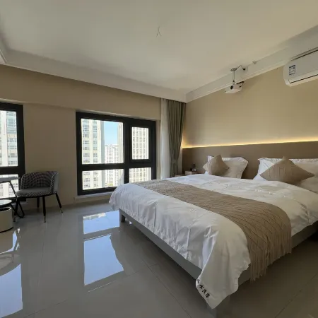Sanshe Homestay (Wuwei Tianyi Caifu Square)