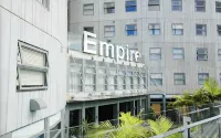 Empire Apartments Hotels near St Stephen’s Chapel