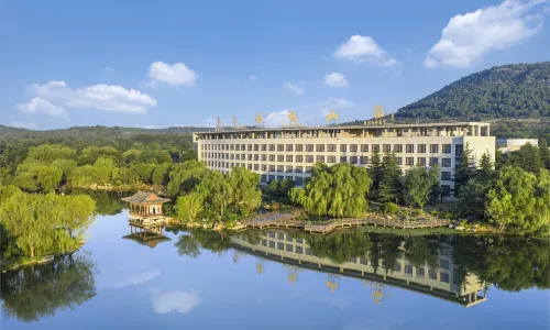 New Century Fengming Resort