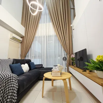 Eco Botanic Muji Style Duplex 3BR Educity 鄰近Bumi Megah Timber Doors的酒店