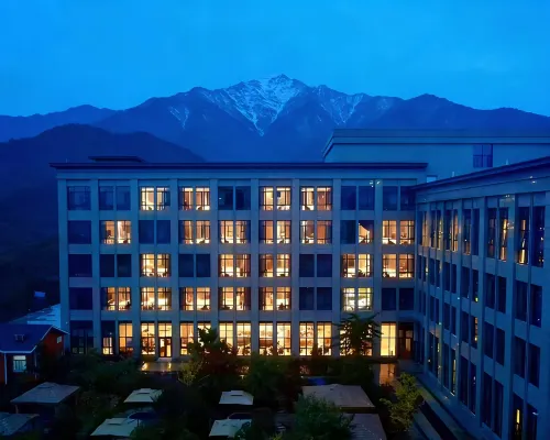 眉縣太白山逸境假日溫泉酒店 眉縣酒店