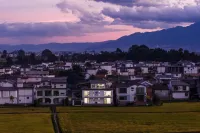Dali Lixiu Homestay (Xizhou Guzhen Shop)
