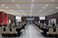 Kambaniru Beach Hotel and Resort - bar
