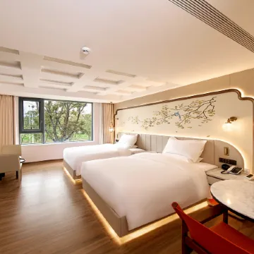 Muxi AffordableLuxury Light Luxury Homestay (Kunming Dianchi Lake Scenic Area)