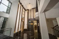 象鼻山•隱宿｜RIVERSIDE•SKY•WALKLUXE設計飯店（桂林兩江四湖店） - 2 星級