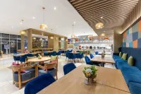 Holiday Inn Express ANSHAN DOWNTOWN by IHG - breakfast