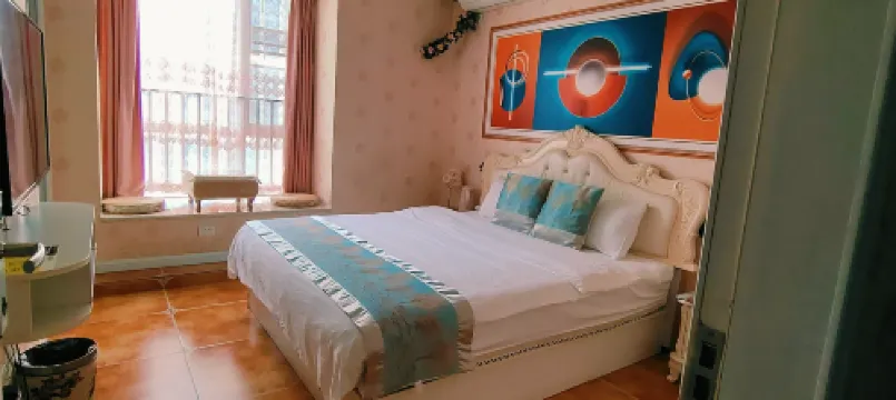 Qianjing Apartment