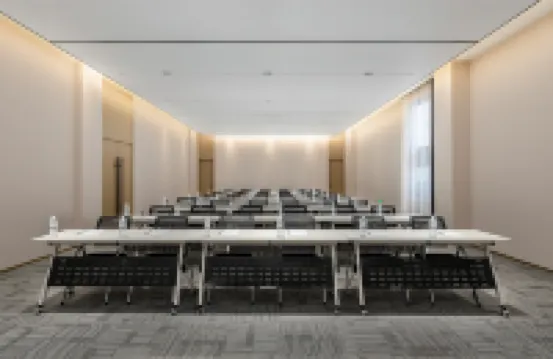 Lifeng Hotel (Haiyang Government Affairs Service Center Haiyang Station Branch)