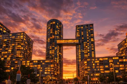 Holiday Boutique Suites