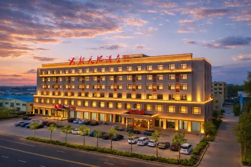 Xintiandi Hotel (Liaocheng Guanxian Zhenxing Road)