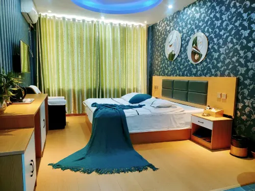 Huancheng 2046 Theme Hotel - 2-Sterne