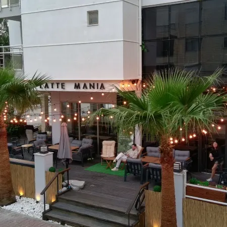 La Brisa Hotel