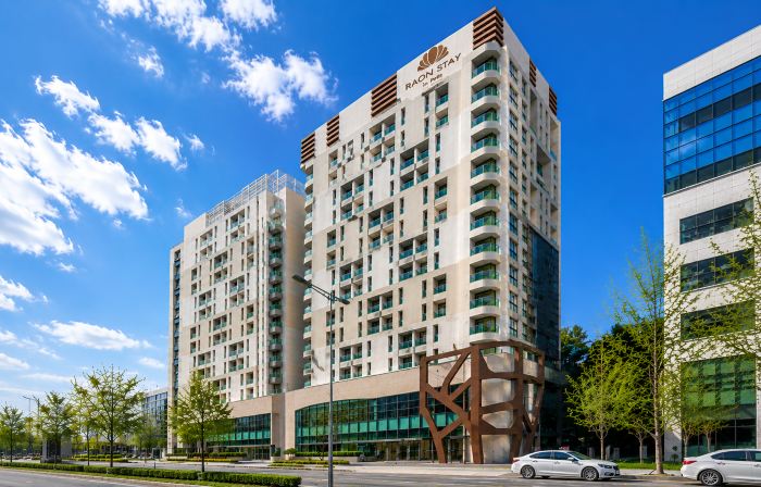 Raonstay in Perla Hotel