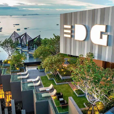 EDGE Central Pattaya Condo Near Beach & Walking Street