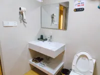棲鳳湖輕奢藝術影宿（孝感萬達店）