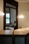 Liu Su Designer Homestay (Beihai Yintan Scenic Area & International Passenger Port Branch) - bar